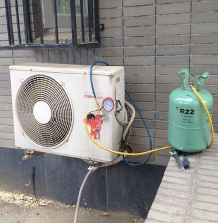 新建空调加氟